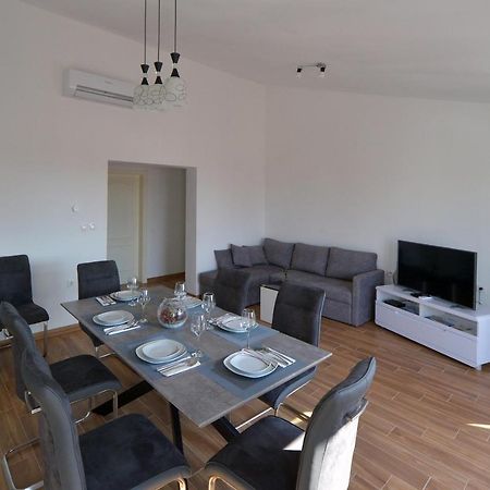 New Apartments 9 Minutes From Split Airport Kastela Dış mekan fotoğraf