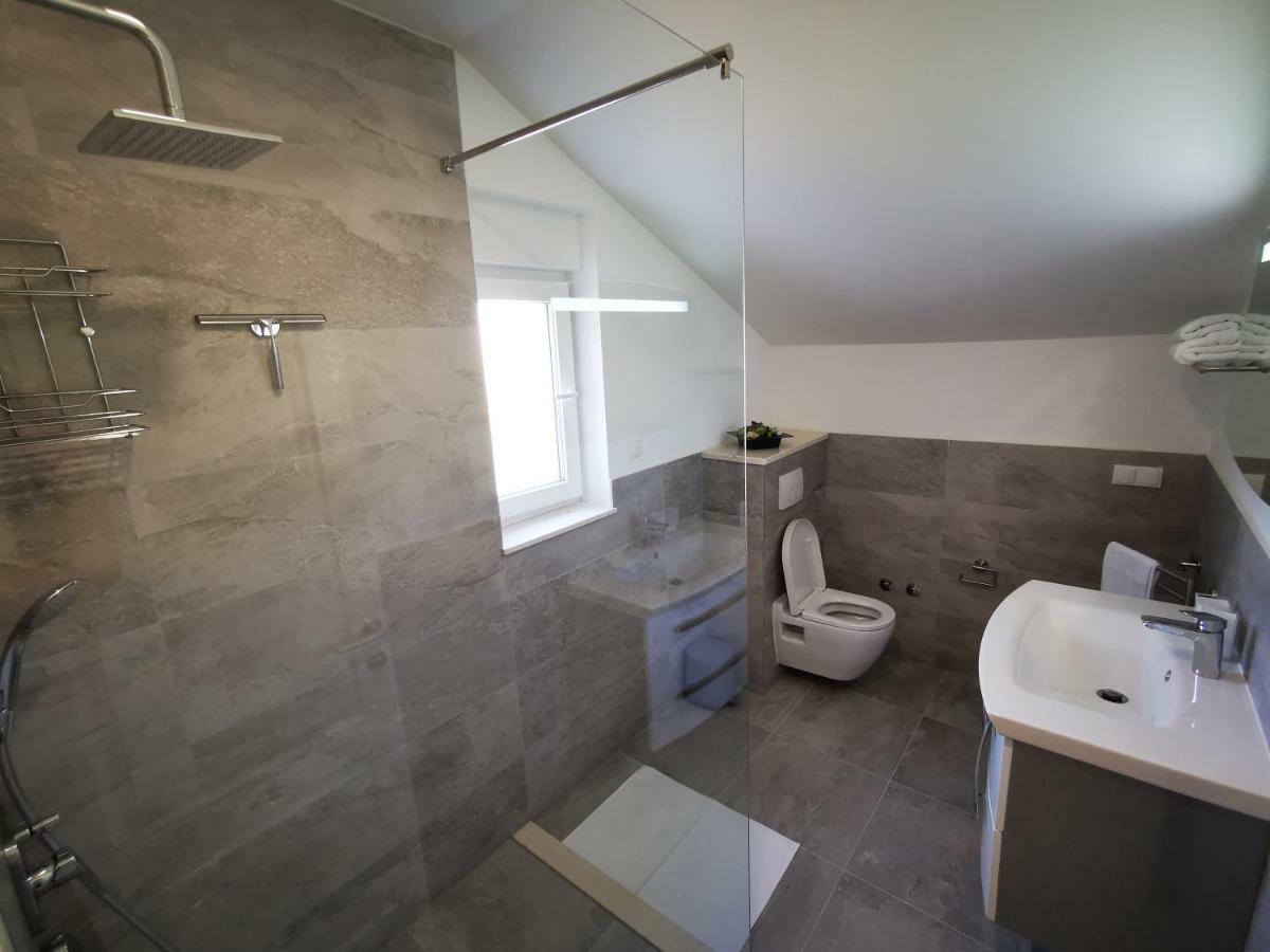 New Apartments 9 Minutes From Split Airport Kastela Dış mekan fotoğraf