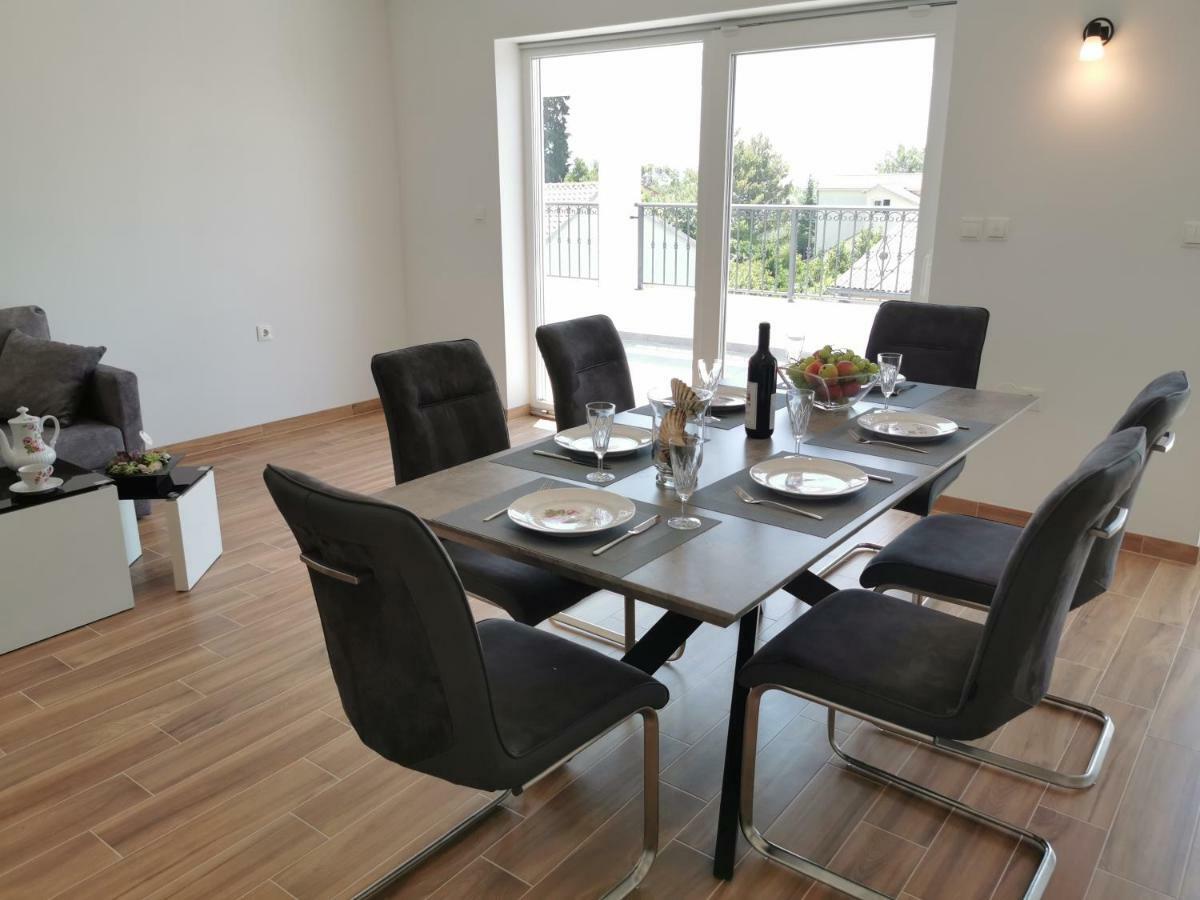 New Apartments 9 Minutes From Split Airport Kastela Dış mekan fotoğraf