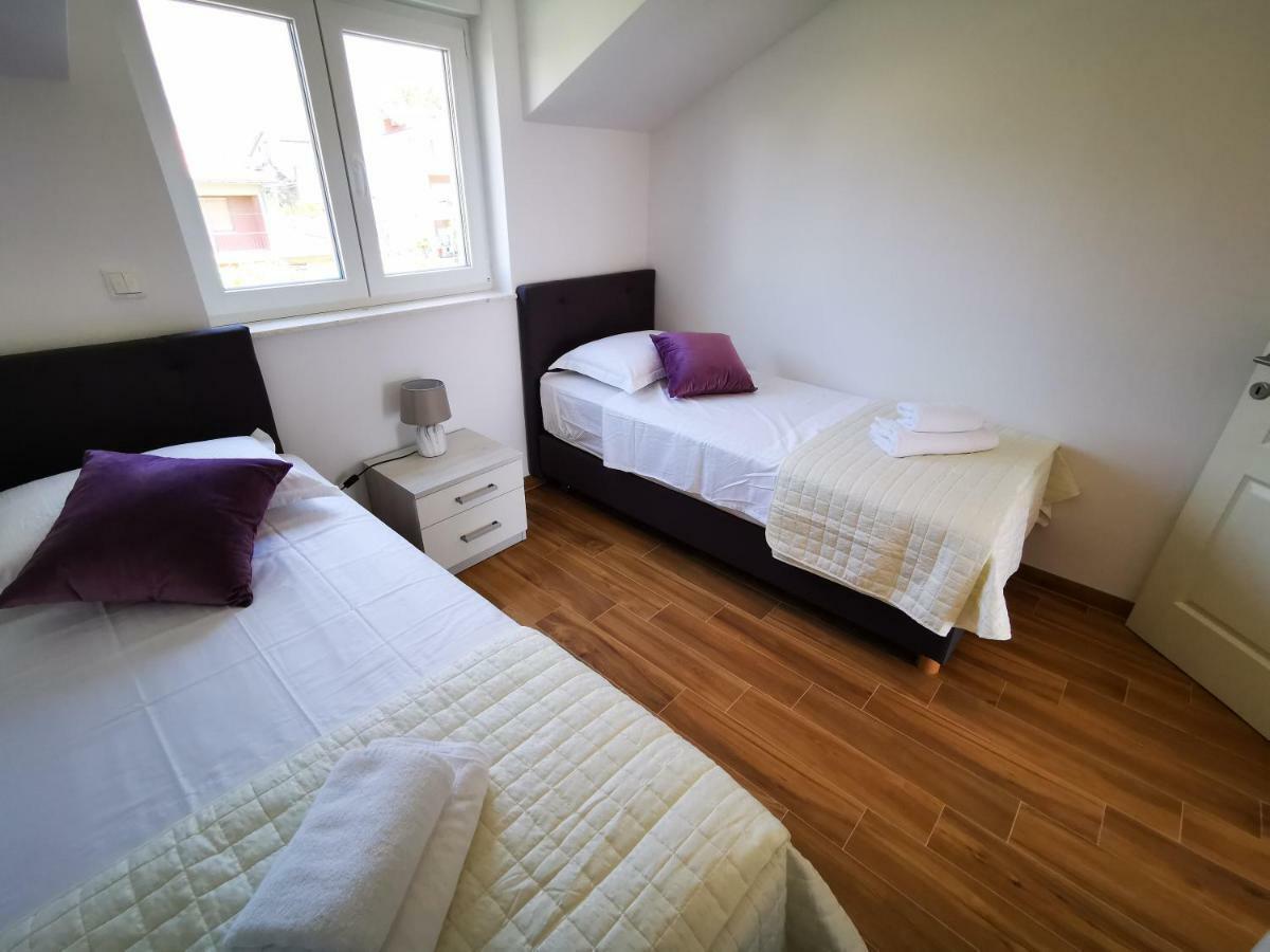 New Apartments 9 Minutes From Split Airport Kastela Dış mekan fotoğraf
