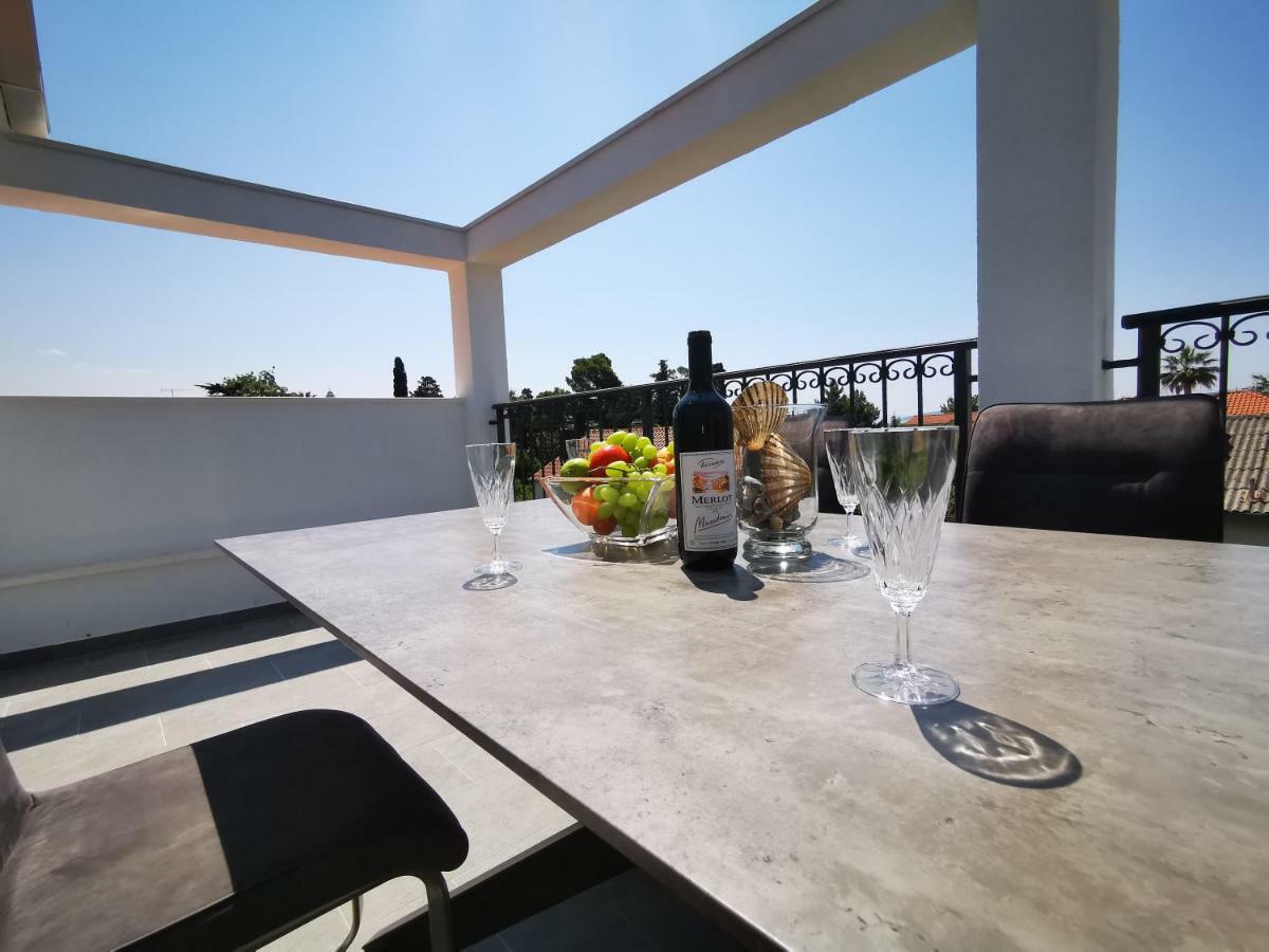 New Apartments 9 Minutes From Split Airport Kastela Dış mekan fotoğraf
